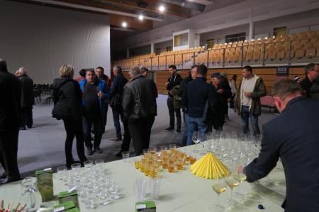 Okrogla miza_ob potoku 3